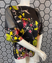 Charger l&#39;image dans la galerie, Haut Jean Paul Gaultier taille 38
