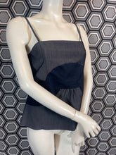 Charger l'image dans la galerie, Top Emporio Armani taille 40
