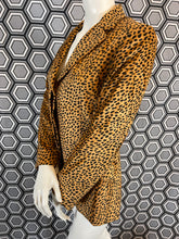 Charger l&#39;image dans la galerie, Blazer Léopard Versace taille 40
