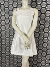 Charger l&#39;image dans la galerie, Robe blanche Courrèges taille 36
