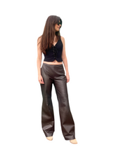 Charger l&#39;image dans la galerie, Pantalon en cuir Mugler taille 36
