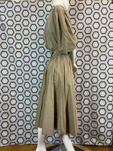Charger l'image dans la galerie, Robe Thierry Mugler taille 38
