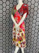 Charger l'image dans la galerie, Superbe robe Christian Lacroix taille 38
