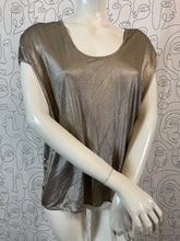 Charger l&#39;image dans la galerie, Haut en lamé Jil Sander taille 38
