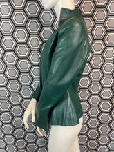 Charger l'image dans la galerie, Veste vintage en cuir Thierry Mugler taille 38
