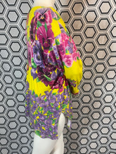 Charger l&#39;image dans la galerie, Haut Versace jeans couture taille 40
