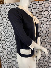 Charger l&#39;image dans la galerie, Cardigan Prada taille 36
