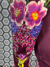 Charger l&#39;image dans la galerie, Incroyable pantalon strass Gai Mattiolo taille 38
