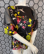 Charger l&#39;image dans la galerie, Haut Jean Paul Gaultier taille 38
