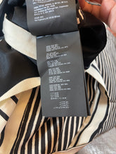 Charger l'image dans la galerie, Superbe robe Prada taille 36
