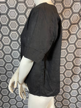 Charger l&#39;image dans la galerie, Haut Yves Saint Laurent rive gauche taille 42
