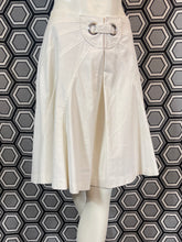Charger l&#39;image dans la galerie, Jupe Céline taille 38
