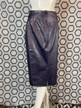Charger l&#39;image dans la galerie, Jupe en cuir Morabito taille 38
