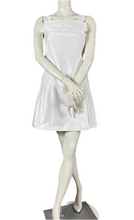 Charger l&#39;image dans la galerie, Robe blanche Courrèges taille 36
