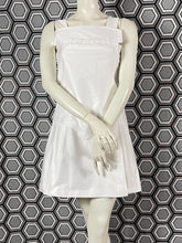 Charger l&#39;image dans la galerie, Robe blanche Courrèges taille 36
