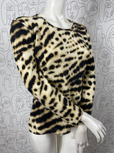 Charger l&#39;image dans la galerie, Haut Max Mara taille 38
