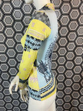 Charger l&#39;image dans la galerie, Gilet Christian Lacroix taille 40
