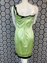 Charger l'image dans la galerie, Superbe et rare robe Thierry  Mugler taille 40
