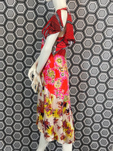 Charger l'image dans la galerie, Superbe robe Christian Lacroix taille 38
