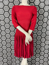 Charger l&#39;image dans la galerie, Robe Alaïa framboise taille 36
