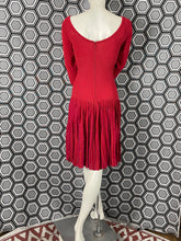 Charger l&#39;image dans la galerie, Robe Alaïa framboise taille 36
