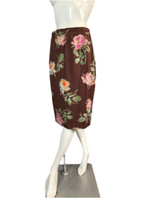 Charger l&#39;image dans la galerie, Jupe à fleurs Ungaro taille 38

