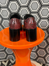 Charger l'image dans la galerie, Sublimes Chaussures en python Miu Miu pointure 36
