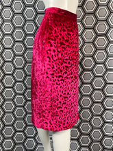 Charger l&#39;image dans la galerie, Jupe en velours Yves Saint Laurent rive gauche taille 44
