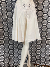 Charger l&#39;image dans la galerie, Jupe Céline taille 38
