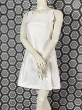 Charger l&#39;image dans la galerie, Robe blanche Courrèges taille 36
