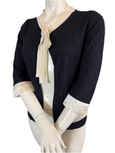 Charger l&#39;image dans la galerie, Cardigan Prada taille 36
