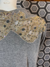 Charger l&#39;image dans la galerie, Cardigan Manoush brodé taille 40
