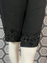 Charger l&#39;image dans la galerie, Bermuda Red Valentino brodé de perles taille 38
