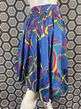 Charger l'image dans la galerie, Superbe jupe asymétrique Yves Saint Laurent rive gauche 1991 taille 38
