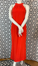 Charger l&#39;image dans la galerie, Robe longue rouge Yves Saint Laurent rive gauche taille 40
