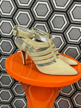 Charger l&#39;image dans la galerie, Escarpins vintage Thierry Mugler pointure 36
