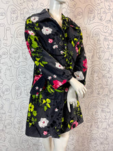 Charger l&#39;image dans la galerie, Incroyable manteau kenzo en velours taille 36
