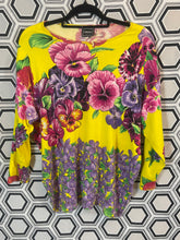 Charger l&#39;image dans la galerie, Haut Versace jeans couture taille 40
