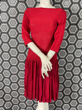 Charger l&#39;image dans la galerie, Robe Alaïa framboise taille 36
