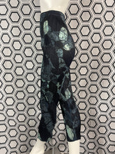 Charger l&#39;image dans la galerie, Pantalon Pleats Please Issey Miyake
