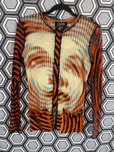 Charger l&#39;image dans la galerie, Cardigan Jean Paul Gaultier modèle Marlène Dietrich taille 38

