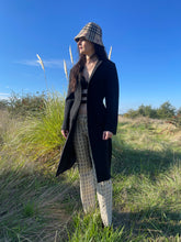 Charger l'image dans la galerie, Superbe manteau Yohji Yamamoto taille 36
