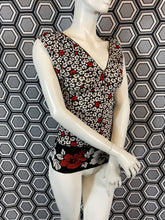 Charger l&#39;image dans la galerie, Haut Jean Paul Gaultier maille taille 38
