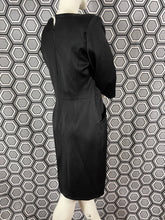 Charger l'image dans la galerie, Robe noire Courrèges taille 42
