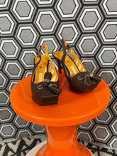 Charger l&#39;image dans la galerie, Paire d’escarpins vintage Céline pointure 36 1/2 neufs
