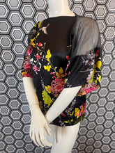 Charger l&#39;image dans la galerie, Haut Jean Paul Gaultier taille 38
