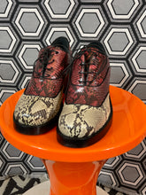 Charger l'image dans la galerie, Sublimes Chaussures en python Miu Miu pointure 36
