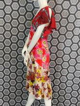 Charger l'image dans la galerie, Superbe robe Christian Lacroix taille 38
