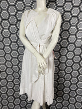 Charger l'image dans la galerie, Superbe robe Vivienne Westwood Red label neuve taille 36
