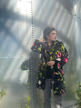 Charger l&#39;image dans la galerie, Incroyable manteau kenzo en velours taille 36
